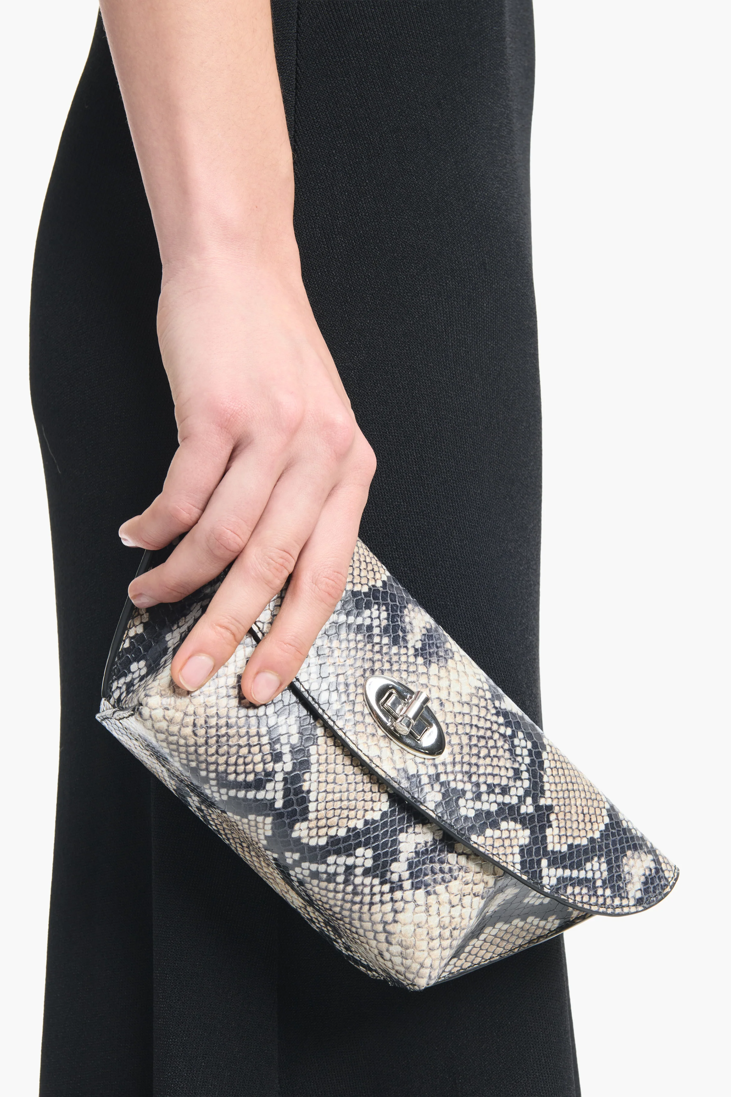 Loquette Clutch - Image 2